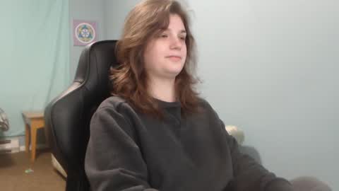 Snapshot of treejeanne chatting on February 7, 2025, 1:11 pm TreeJeanne online show from February 7, 2025, 1:11 pm