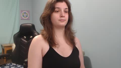 Snapshot of treejeanne chatting on February 25, 2025, 10:04 am TreeJeanne online show from February 25, 2025, 10:04 am