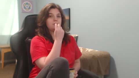 Snapshot of treejeanne chatting on March 7, 2025, 11:27 pm TreeJeanne online show from March 7, 2025, 11:27 pm