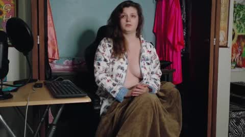 Snapshot of treejeanne chatting on September 21, 2025, 3:41 am TreeJeanne online show from September 21, 2025, 3:41 am