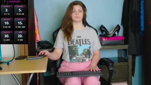 Snapshot of treejeanne chatting on October 23, 2025, 5:44 pm TreeJeanne online show from October 23, 2025, 5:44 pm