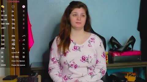 Snapshot of treejeanne chatting on November 4, 2025, 2:54 am TreeJeanne online show from November 4, 2025, 2:54 am