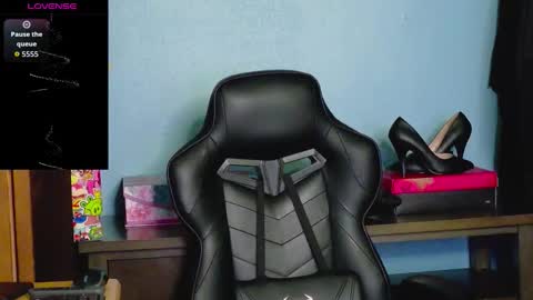 Snapshot of treejeanne chatting on November 15, 2025, 3:04 am TreeJeanne online show from November 15, 2025, 3:04 am