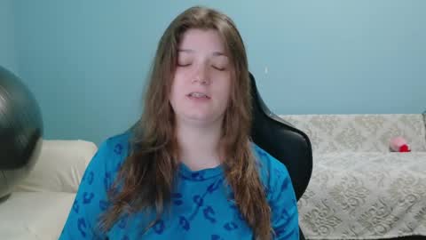 Snapshot of treejeanne chatting on June 6, 2026, 6:45 pm TreeJeanne online show from June 6, 2026, 6:45 pm