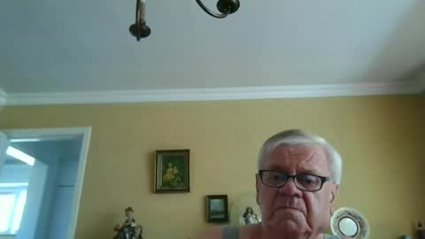 Snapshot of trekbeestje1 chatting on June 28, 2026, 7:25 am trekbeestje online show from June 28, 2026, 7:25 am