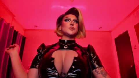 Jade online show from January 29, 2025, 10:11 pm