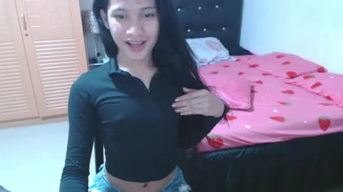 STEPHANiE online show from November 30, 2025, 3:21 am