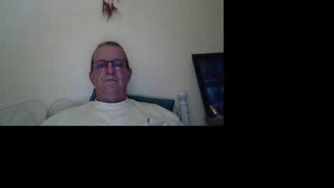 Fe-fi-fo-fum online show from May 24, 2026, 9:58 am