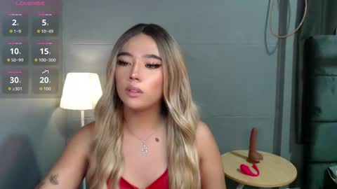 Snapshot of trexie_fucks15 chatting on October 24, 2025, 10:00 am trexie_fucks15 online show from October 24, 2025, 10:00 am