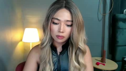 Snapshot of trexie_fucks15 chatting on November 5, 2025, 11:16 pm trexie_fucks15 online show from November 5, 2025, 11:16 pm