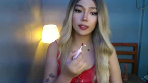 Snapshot of trexie_fucks15 chatting on December 19, 2025, 10:28 pm trexie_fucks15 online show from December 19, 2025, 10:28 pm