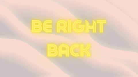 triana_crimson online show from March 12, 2026, 1:56 am