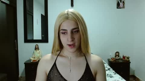 triana_damelio online show from December 28, 2024, 8:58 pm