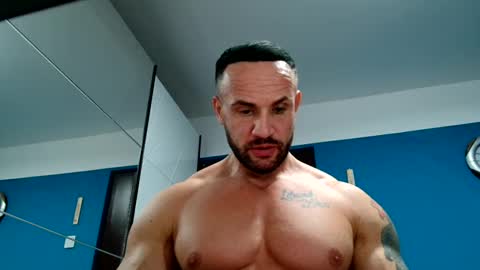 tridentmuscles online show from January 1, 2025, 8:04 pm