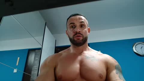 tridentmuscles online show from January 1, 2025, 11:29 pm