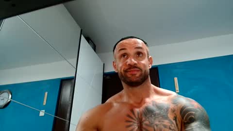 tridentmuscles online show from October 7, 2025, 12:35 pm