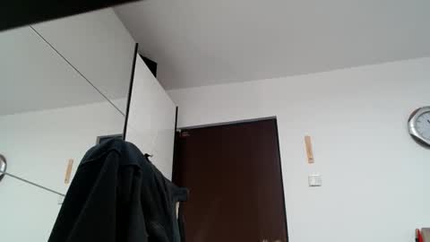 tridentmuscles online show from October 29, 2025, 9:11 am