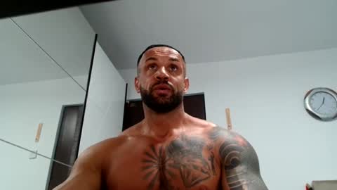 tridentmuscles online show from November 2, 2025, 10:39 am