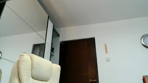 Snapshot of tridentmuscles chatting on June 13, 2026, 9:18 am tridentmuscles online show from June 13, 2026, 9:18 am
