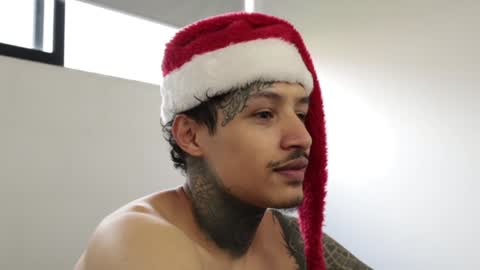 - trieone online show from December 24, 2024, 9:55 pm