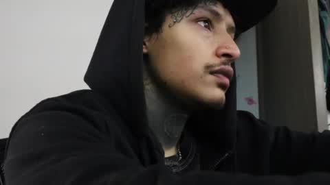 - trieone online show from October 12, 2025, 9:47 pm