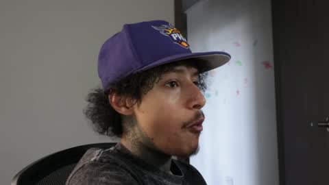 - trieone online show from April 18, 2026, 2:32 pm