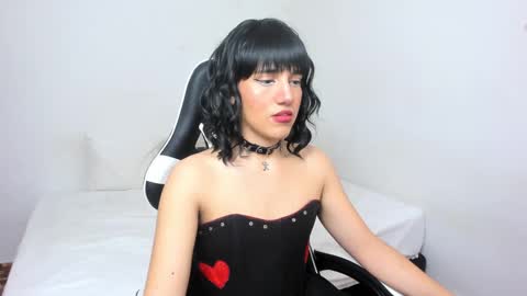 Snapshot of trinydoll chatting on January 9, 2025, 12:30 pm Triny online show from January 9, 2025, 12:30 pm