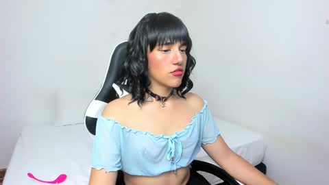 Snapshot of trinydoll chatting on January 17, 2025, 11:49 am Triny online show from January 17, 2025, 11:49 am