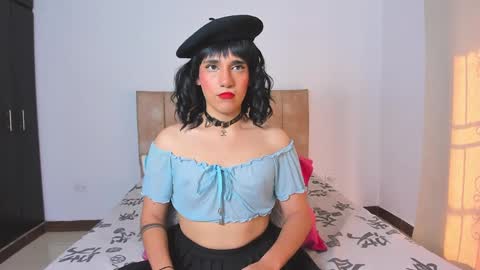 Snapshot of trinydoll chatting on September 14, 2025, 12:59 pm Triny online show from September 14, 2025, 12:59 pm