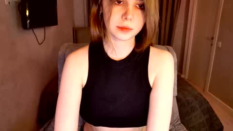 Snapshot of tripleprinces chatting on December 16, 2025, 5:40 pm tripleprinces online show from December 16, 2025, 5:40 pm