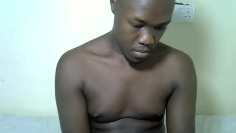 Tris6 online show from April 29, 2026, 12:27 am