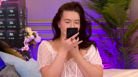 trisha_winslet online show from February 21, 2025, 3:01 am