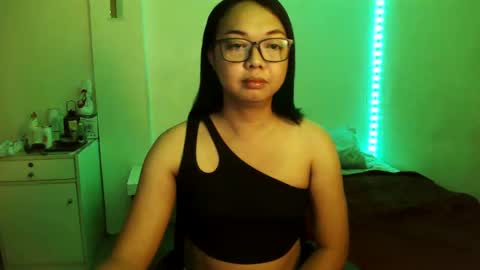 trisha online show from March 5, 2025, 7:06 pm