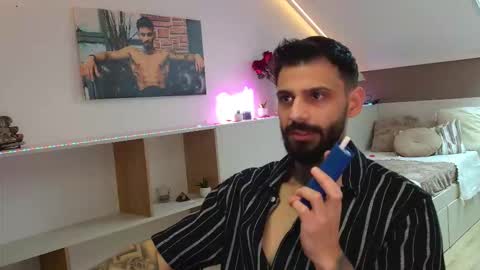 Trystan Grey online show from February 16, 2026, 6:42 am