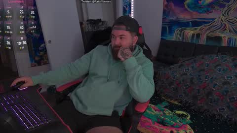 tristanhardwood online show from November 17, 2025, 2:06 am