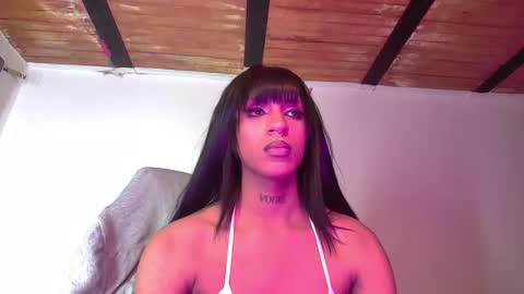 Snapshot of trix_ebony chatting on October 27, 2025, 11:20 pm trix_ebony online show from October 27, 2025, 11:20 pm