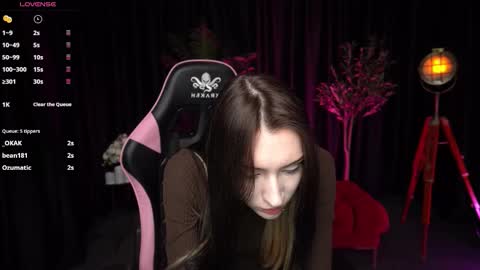 trix_void online show from March 10, 2026, 11:15 am