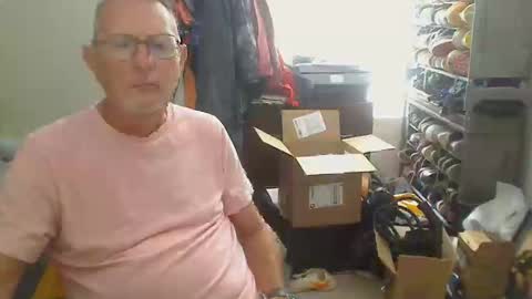 Snapshot of troffer1020 chatting on May 5, 2026, 9:34 pm Troffer online show from May 5, 2026, 9:34 pm