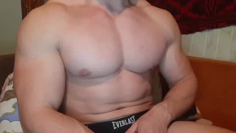 Troncq online show from January 13, 2025, 6:49 pm