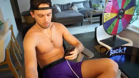 Troy Green online show from September 15, 2025, 8:53 pm