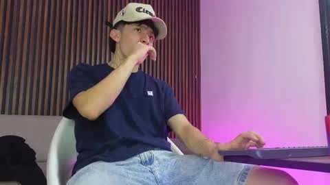 Troy online show from September 11, 2025, 8:53 pm