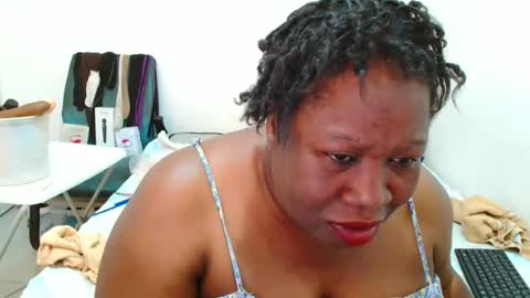 TrueBella30 online show from September 12, 2025, 10:04 am