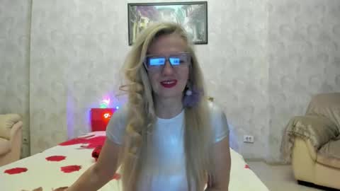Snapshot of truefoxyyy chatting on April 26, 2026, 4:48 pm Fox online show from April 26, 2026, 4:48 pm