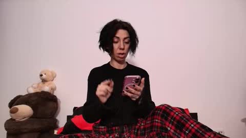 Judith online show from February 25, 2025, 5:04 pm