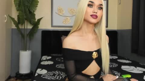 Saskia online show from December 29, 2024, 9:28 am