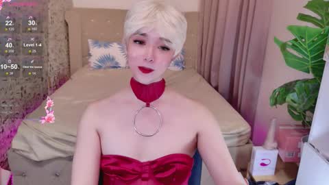 ts_yoshi_ online show from December 22, 2025, 6:27 pm