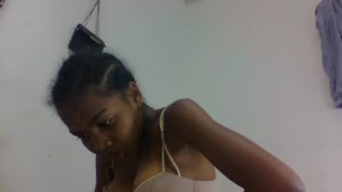 tsaraflorida online show from November 19, 2025, 8:09 pm