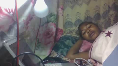 tsaraflorida online show from November 28, 2025, 2:03 am