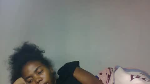 tsaraflorida online show from December 2, 2025, 6:47 pm