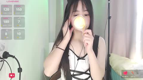 Snapshot of tscn88 chatting on January 15, 2025, 3:00 am Anne Bebe online show from January 15, 2025, 3:00 am